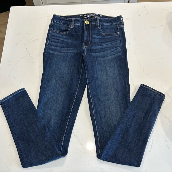 American Eagle Dark Wash High Rise Skinny Jeans - Picture 4 of 5